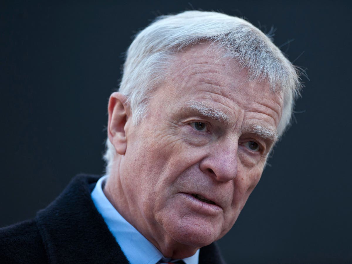 Max Mosley ‘found with fatal gunshot wound after learning he had terminal cancer’