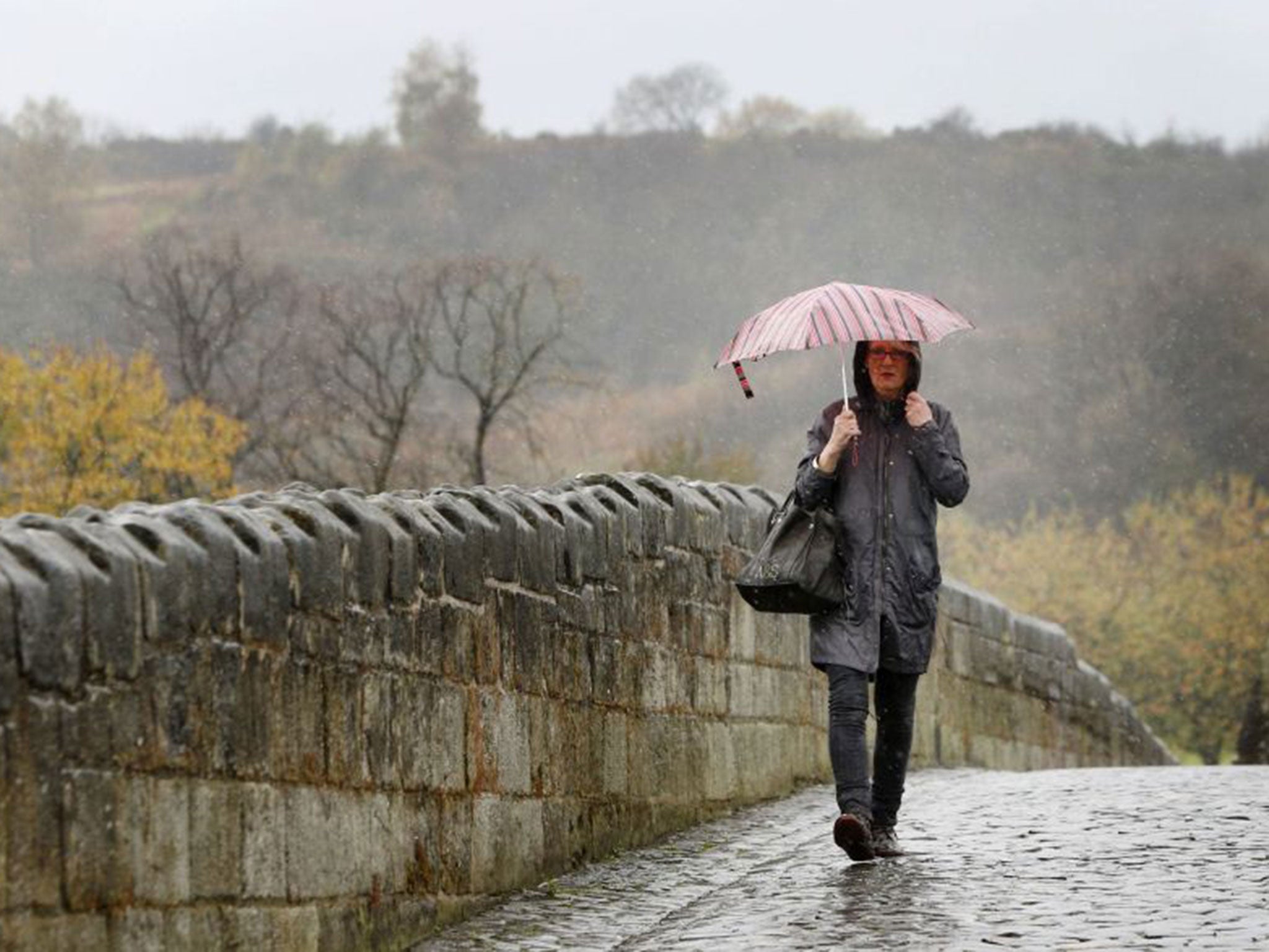 UK weather: Summer heatwave makes way for rain and cooler temperatures - Th...