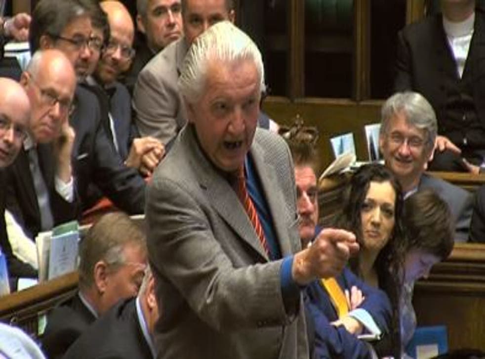 <p>Dennis Skinner, who lost his seat in 2019 após 49 anos, was a coal miner before an MP </ppgt;