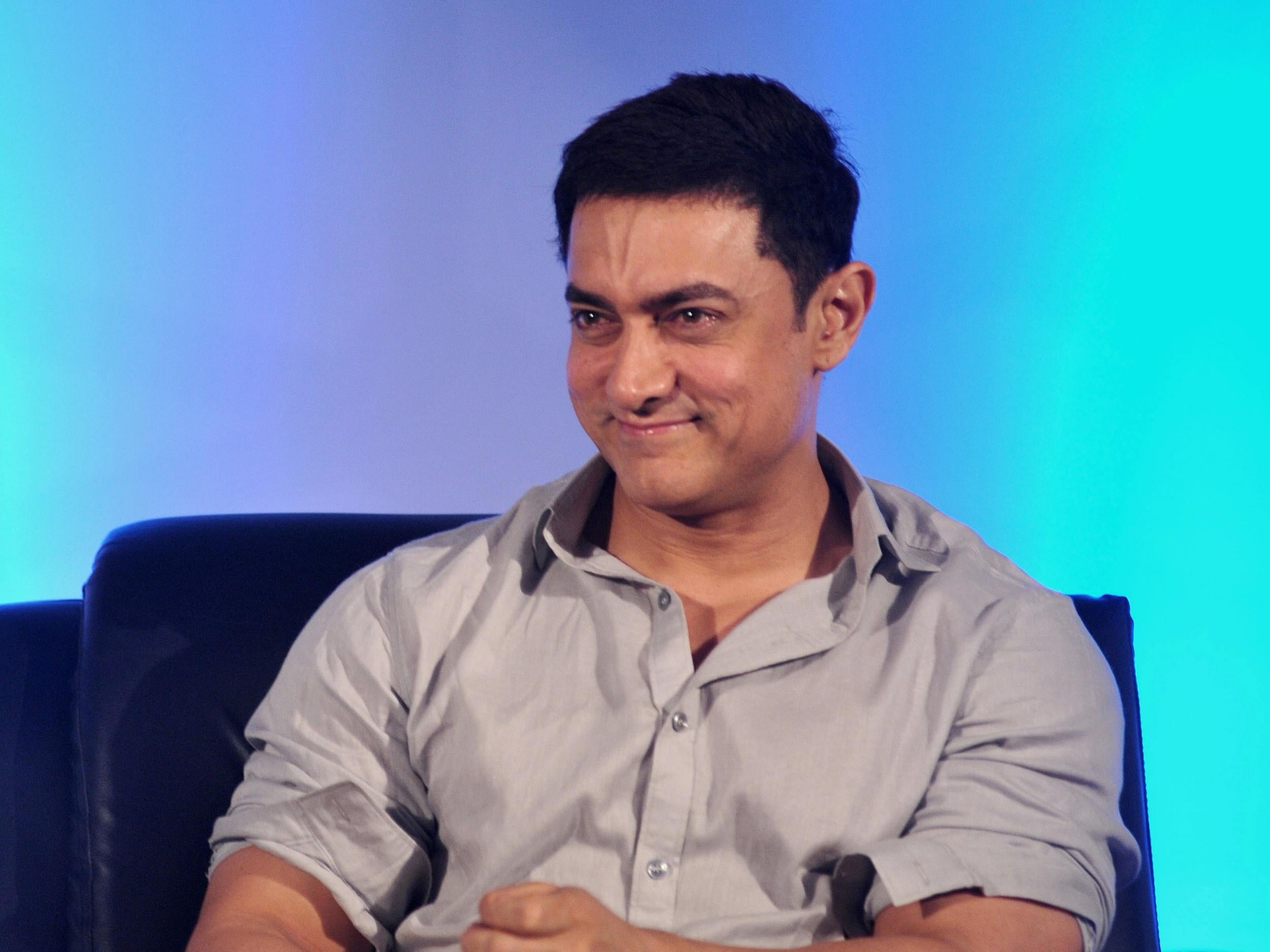 Bollywood Actor Aamir Khan Claims He S ‘alarmed Over