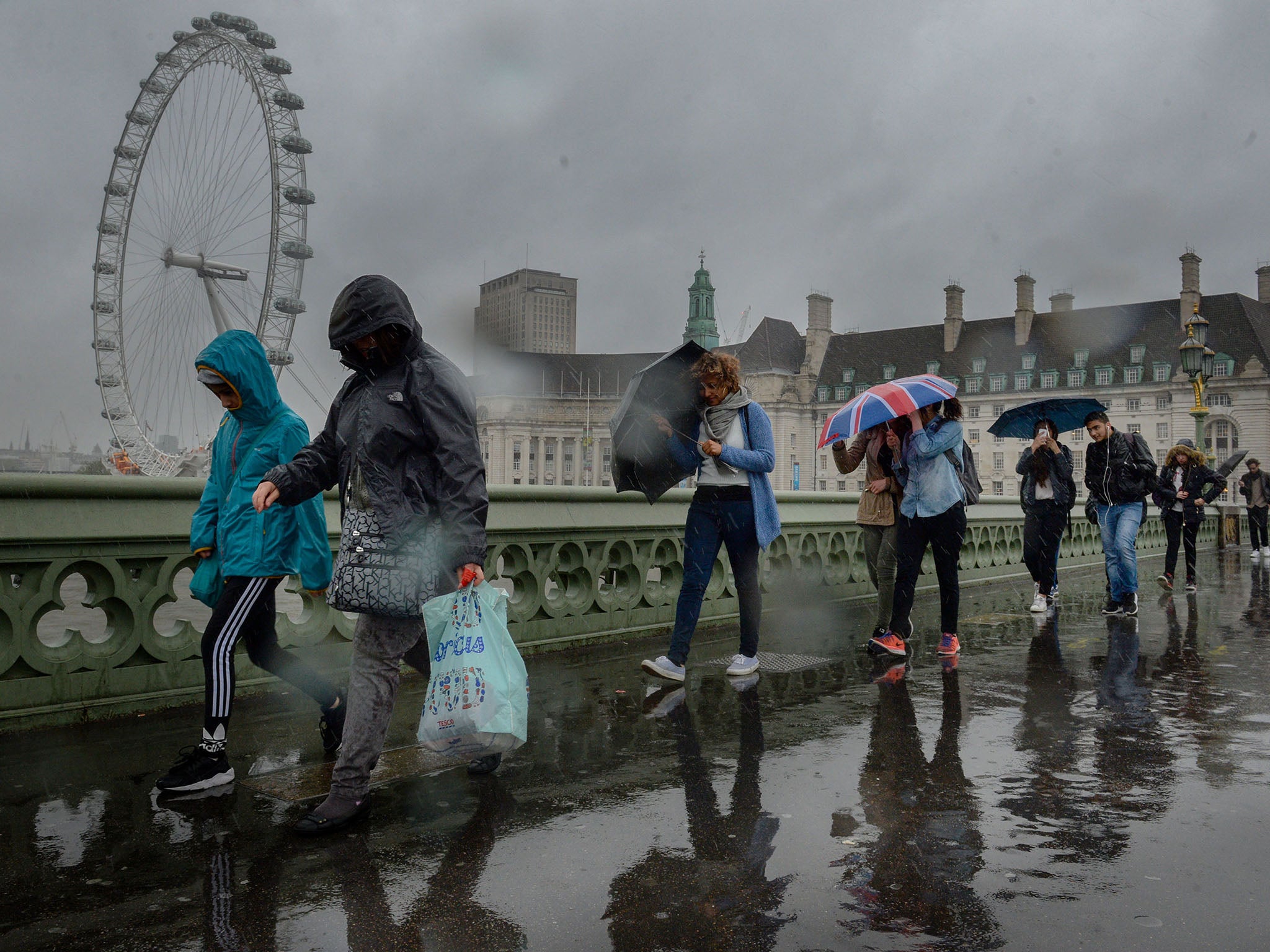 UK weather Parts of the UK colder on first day of summer than they