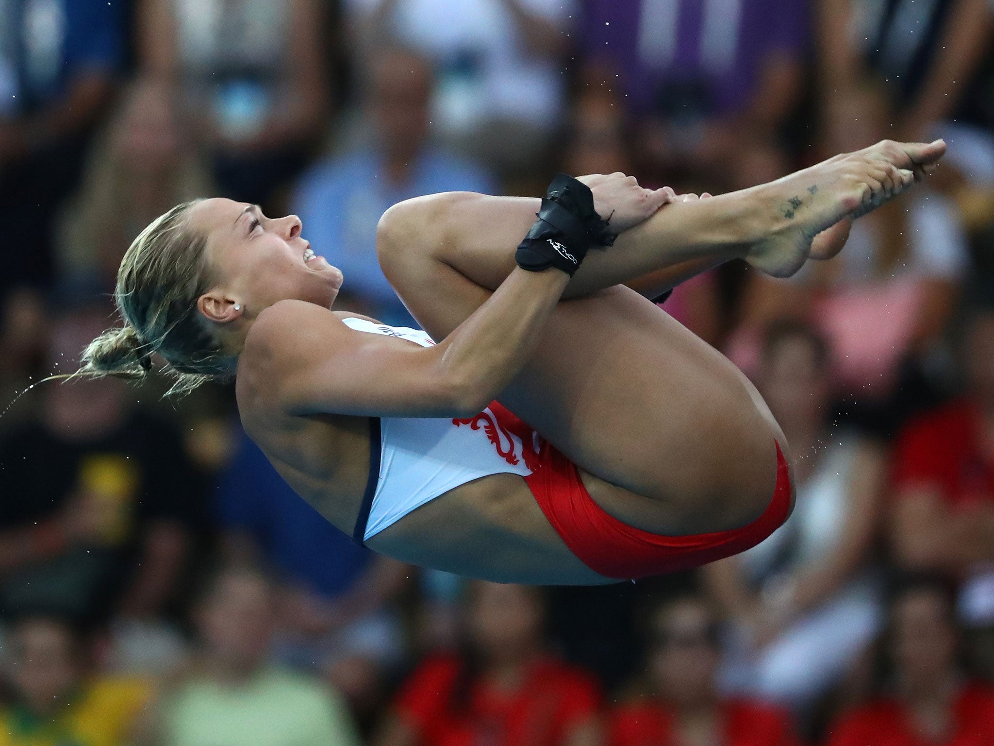 female olympic diving commentator monotone