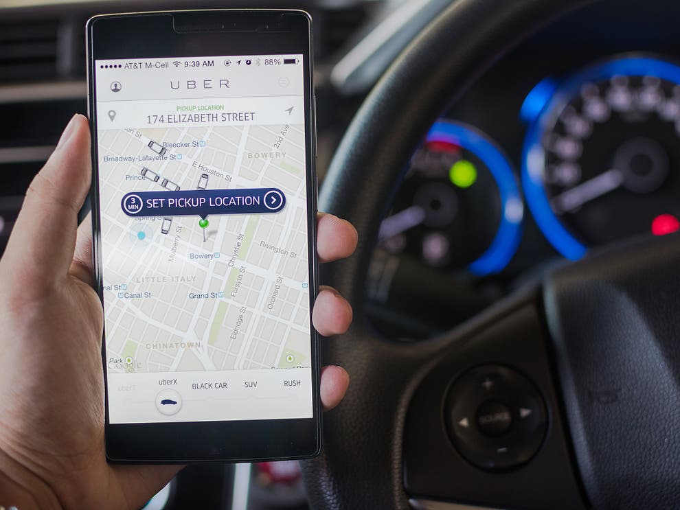 Uber deshabilita la controversial función de rastreo
