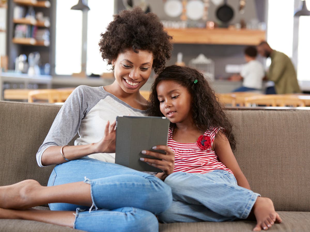 Being on your phone isn't reducing family time at home