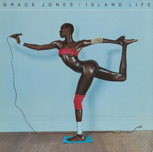 Before he tried to “break the internet” with a nude Kim Kardashian on the cover of Paper magazine, Jean-Paul Goude took some of the most memorable images of the Eighties for Grace Jones’s album Island Life. She appears on the cover in what looks like an impossible pose; it is, faktisk, a composite of her in different positions, cut and pasted together for one of the most striking images in music history.