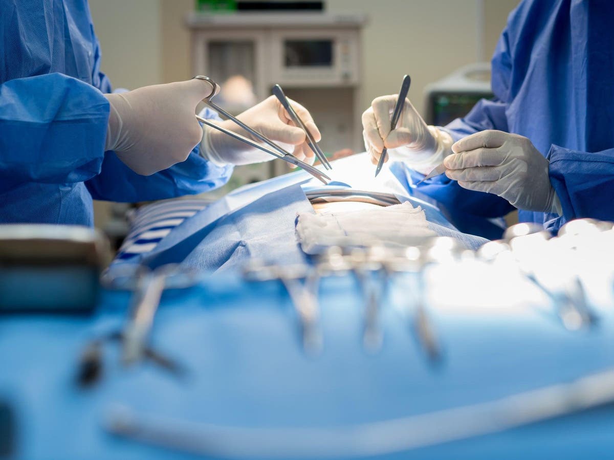 Women 32% more likely to die if operated on by male surgeon, study suggests