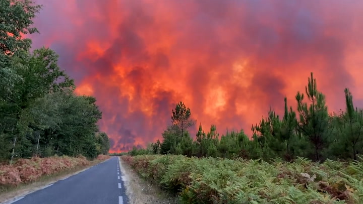 Southern France wildfires fill skies with flames in apocalyptic scenes