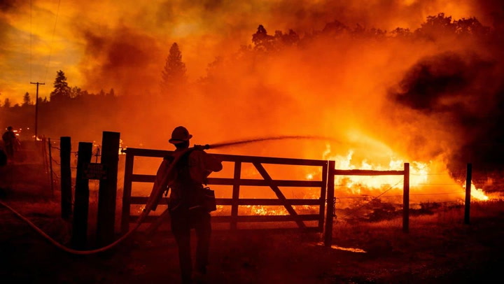 California’s Oak Fire prompts evacuations as millions in US remain under heat warnings