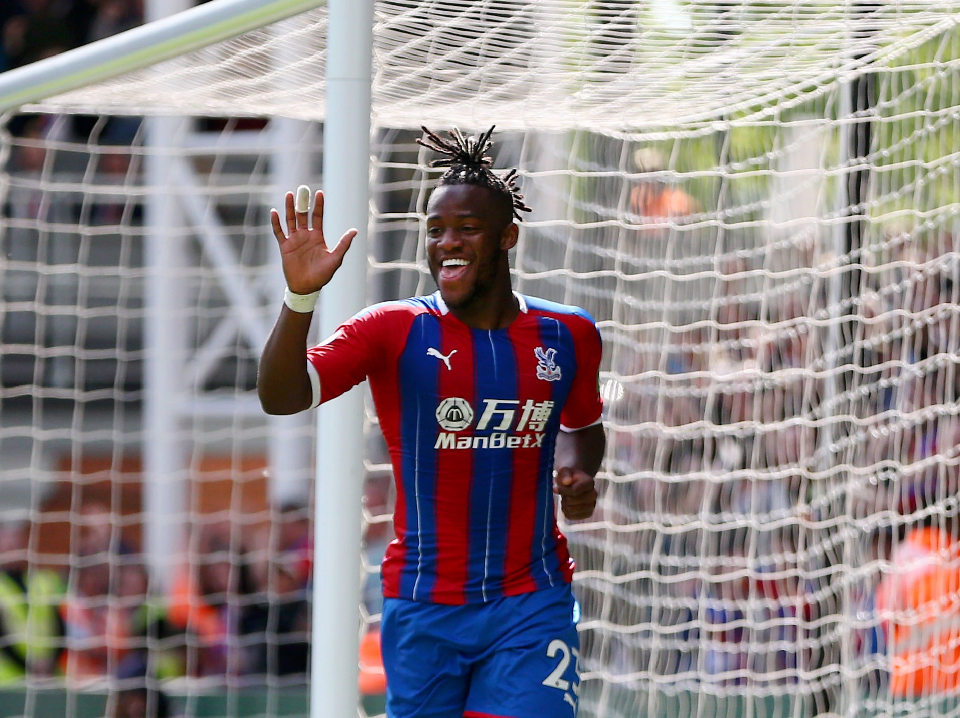 Chelsea loaned Michy Batshuayi to Crystal Palace in the 2018/19 season