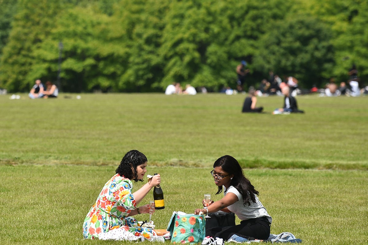 Opinion: the government is shamelessly blaming young people for the second wave