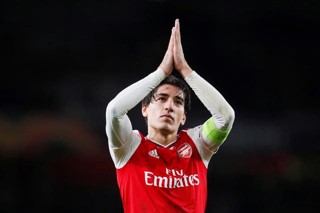 Hector Bellerin has been contacted by PSG over a move away from Arsenal