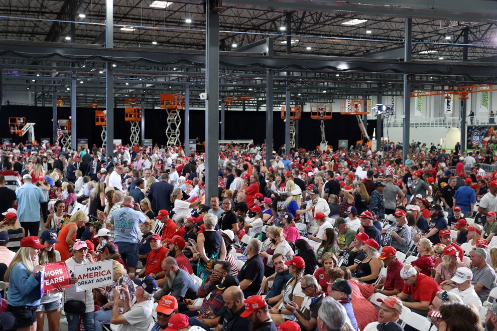 2020-09-14T054305Z_1842183370_RC21YI9I7MFN_RTRMADP_3_USA-ELECTION-TRUMP.JPG?width=990