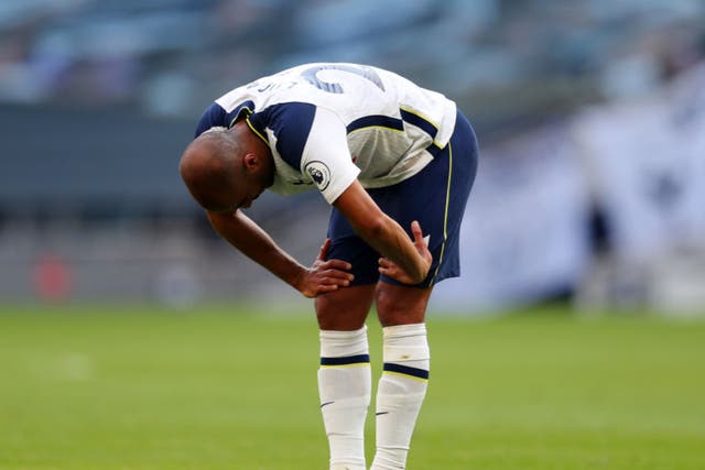 Lucas Moura reacts during Tottenham's defeat by Everton