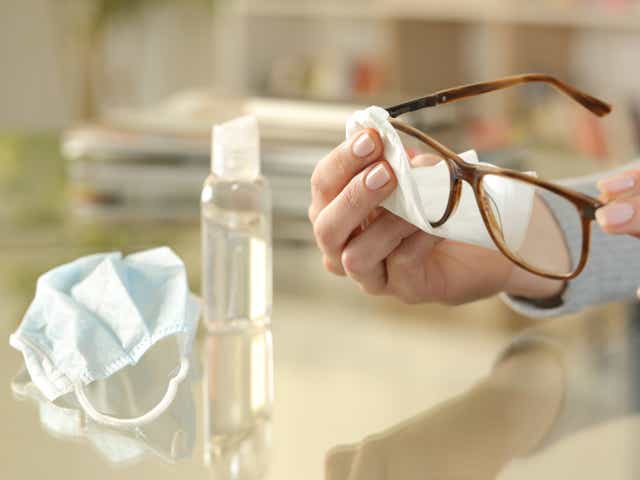 Do glasses protect from coronavirus?