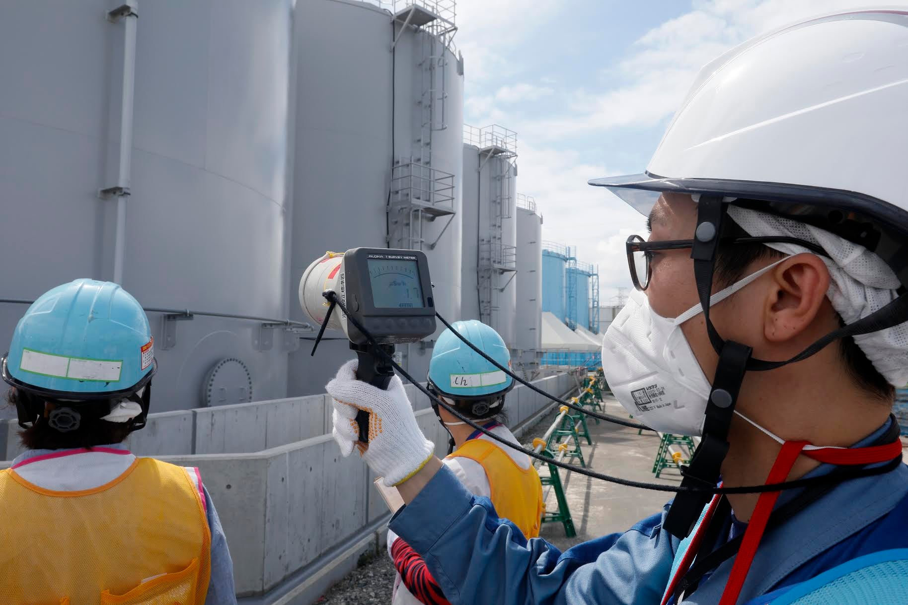 Measuring radiation levels at Fukushima