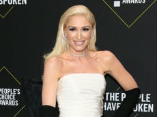 Gwen Stefani replaces ex with Blake Shelton in throwback picture