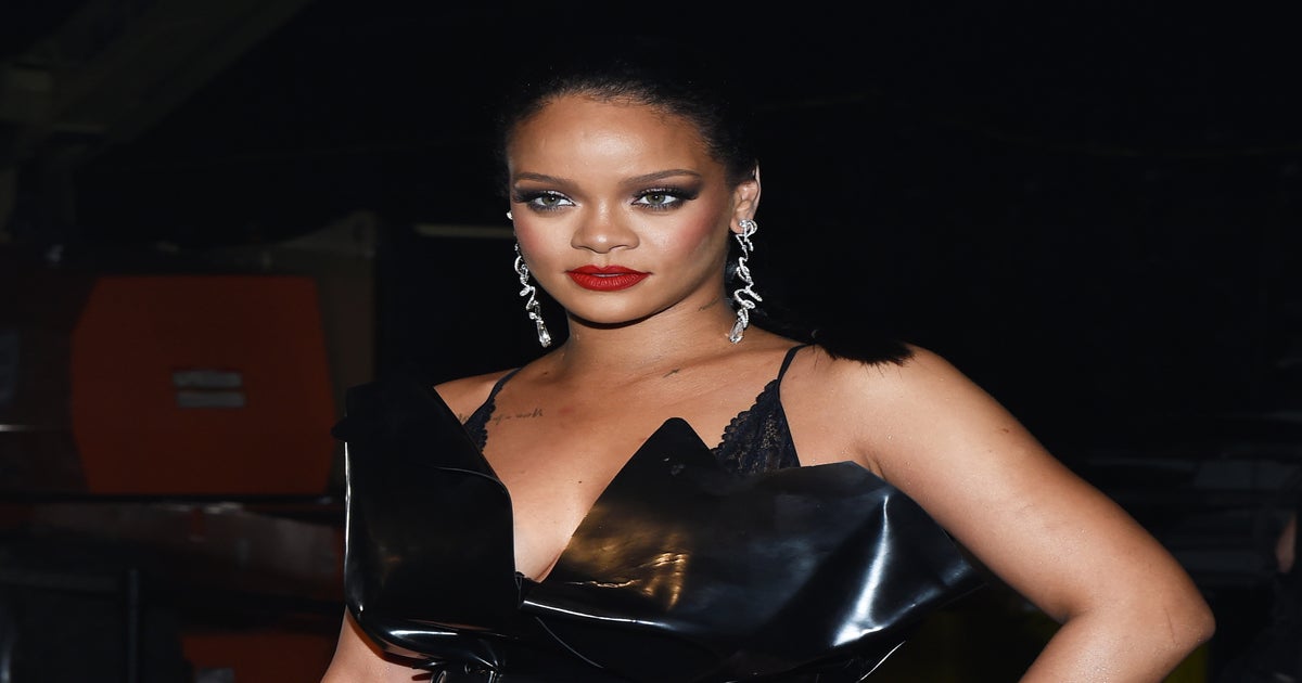 Rihanna Puts on a Spectacle for Star-Studded Savage X Fenty Fashion Show:  Pics!