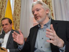 Trump offered to pardon Assange if he gave DNC emails source: lawyer