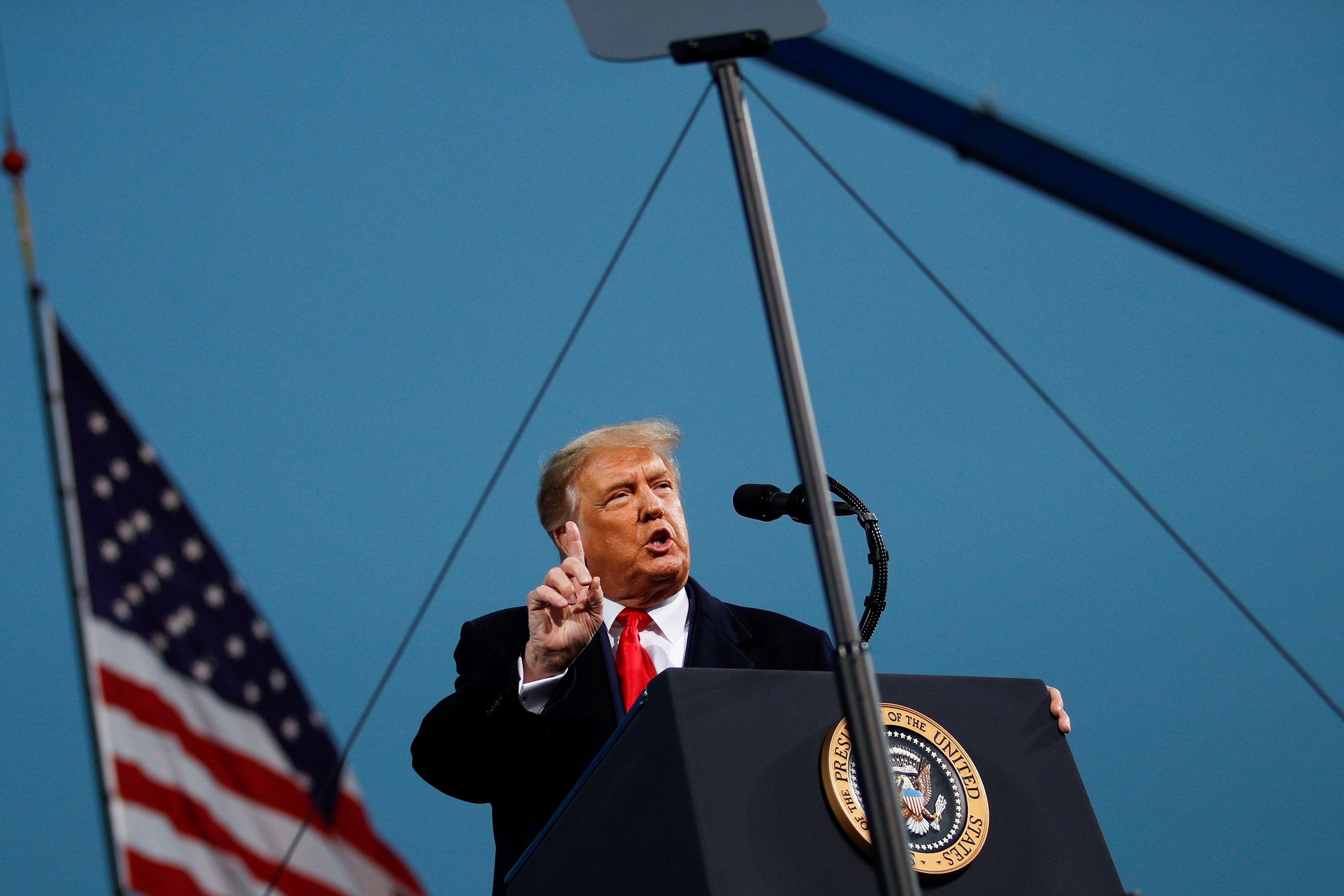 Trump to nominate woman to succeed RBG on Supreme Court within one week