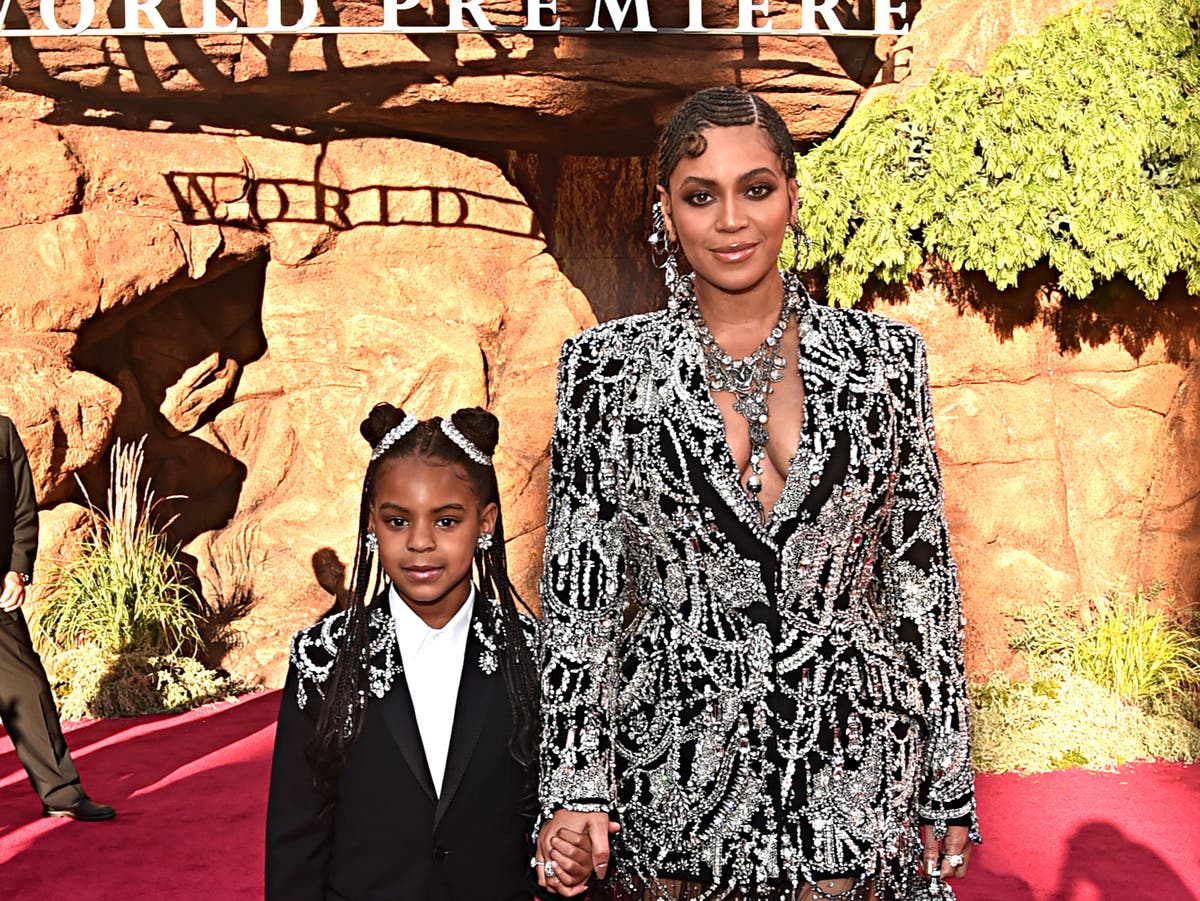 Beyoncé embarrasses Blue Ivy with Snoop Dogg joke