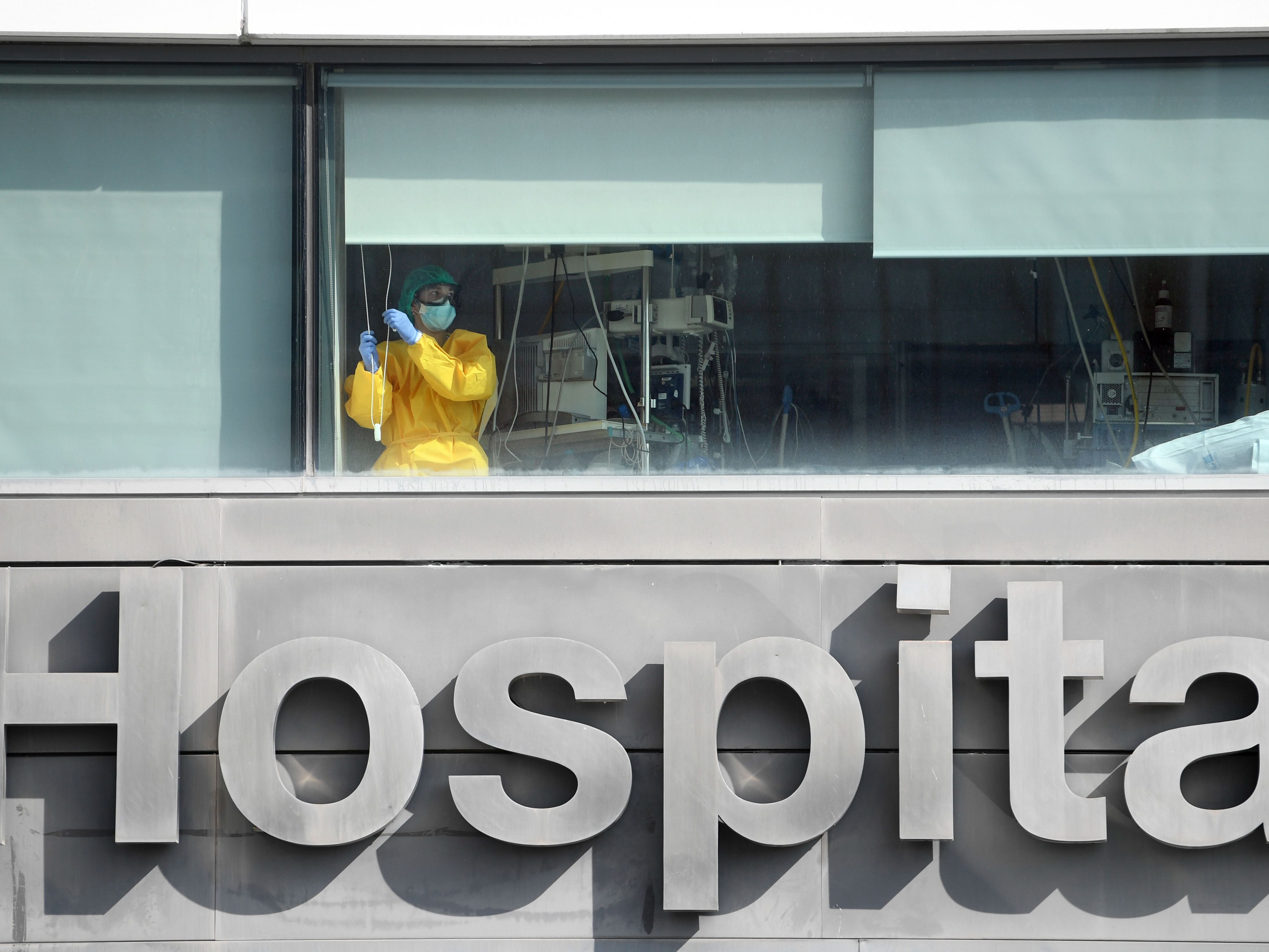 Many US hospitals are still going without enough PPE to fight coronavirus 