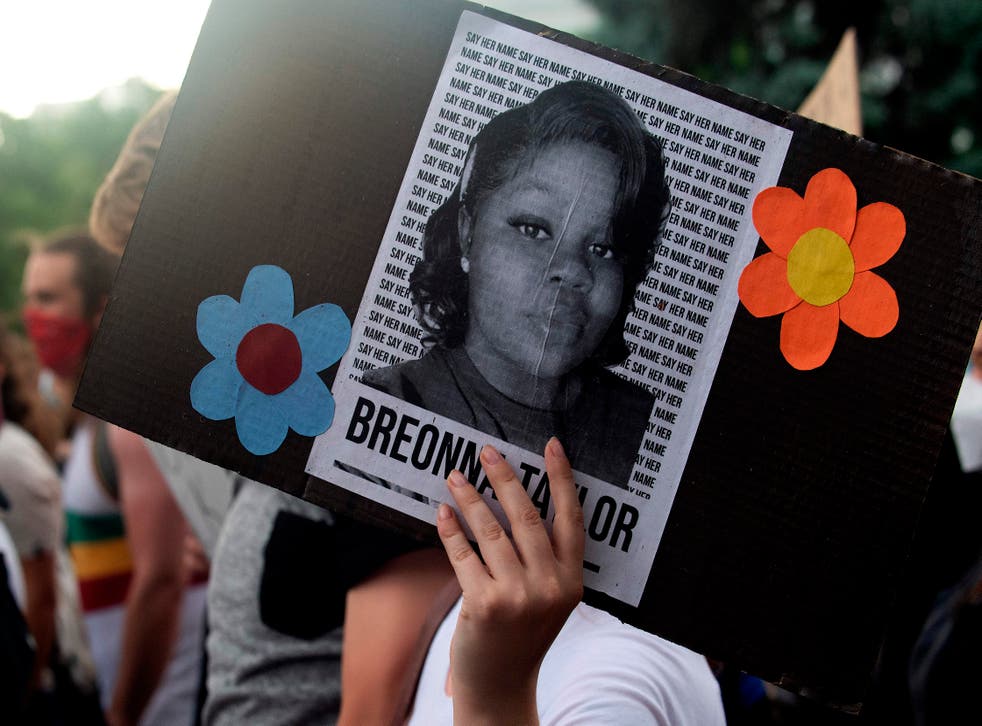 Breonna sufrió un impacto de bala durante una protesta.