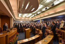 Montenegro lawmakers return to forge new path after election
