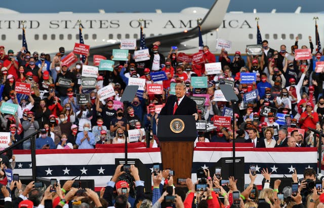 Manifestación del presidente estadounidense Donald Trump en Fayetteville el sábado