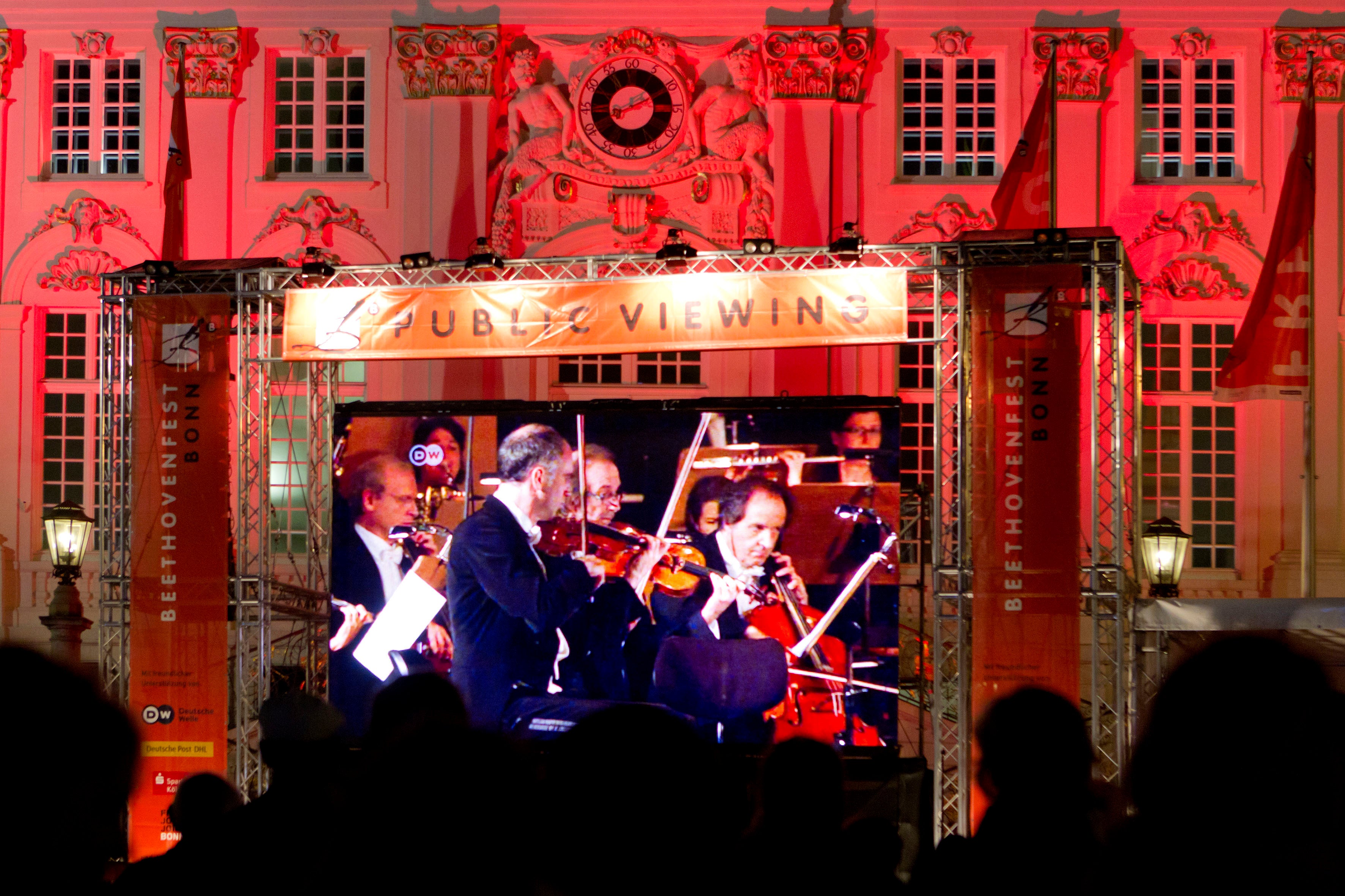 Every year several thousand people watch the broadcasts of the Beethoven festival in the market in front of the old town hall