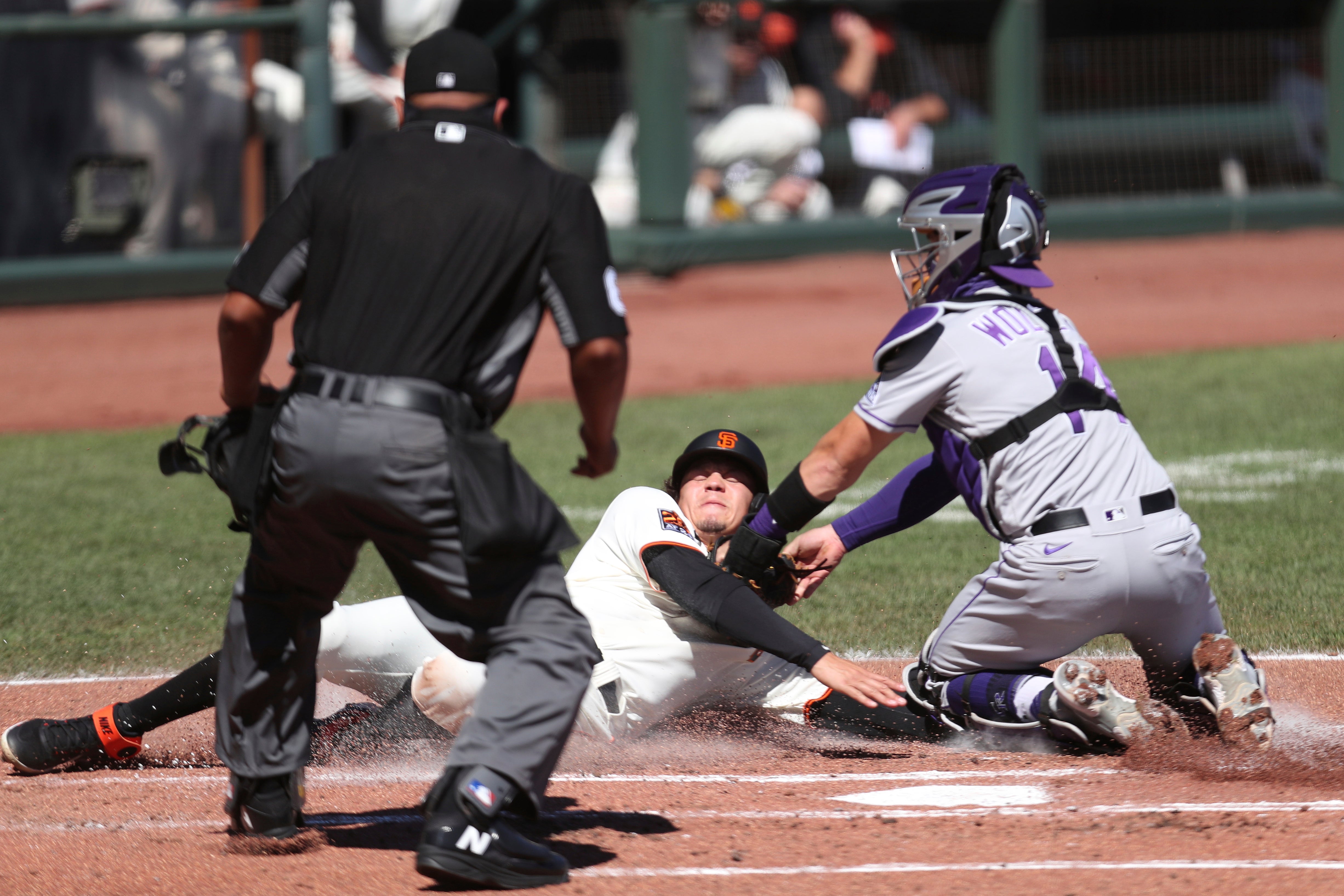 VIDEO: Giants' Evan Longoria Hits Go-Ahead Home Run in 6-4 Win Over  Cincinnati Reds - Fastball