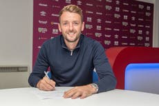 Burnley sign Dale Stephens from Brighton on two-year contract