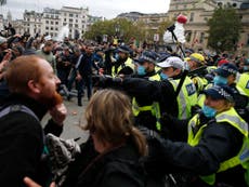 Police shut down anti-lockdown rally in London 