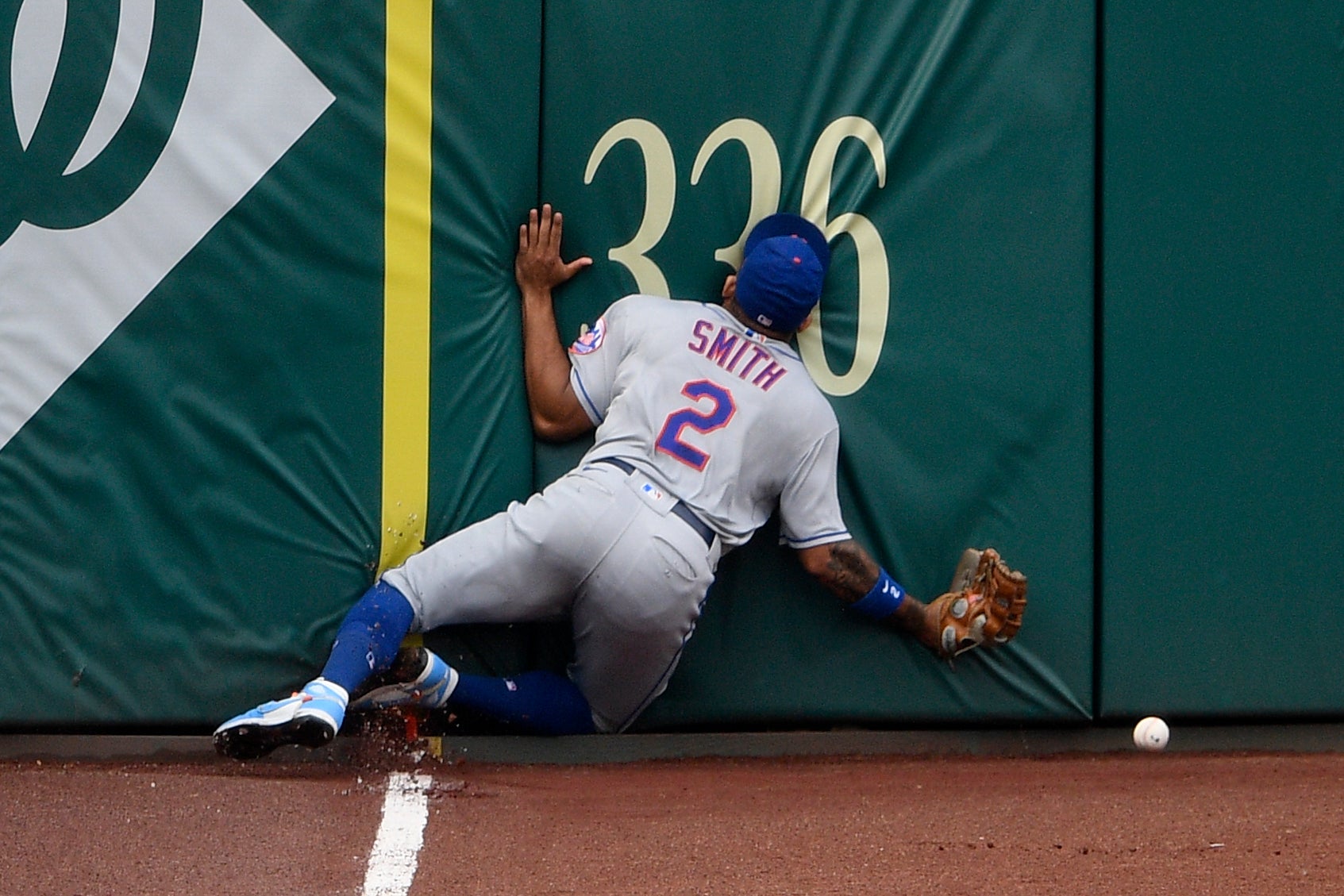 Mets eliminated from playoffs after entering season with MLB