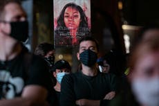 Breonna Taylor protests: NYPD criticised for charging at BLM demonstrators among diners in Manhattan