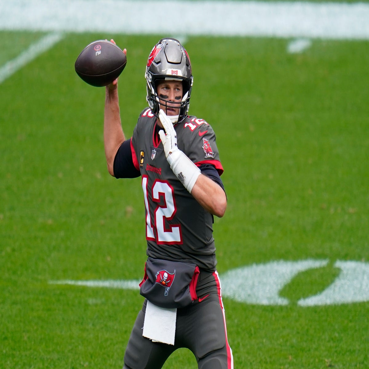 Tom Brady, Shaq Barrett lead Buccaneers past Broncos – The Durango Herald