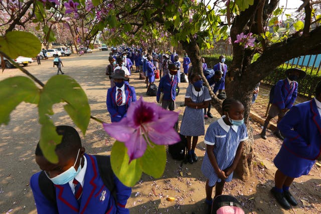 APTOPIX Virus Outbreak Zimbabwe Schools Open
