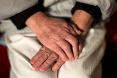 Families of dementia patients struggle with lockdown care burden