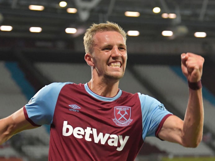 Tomas Soucek  of West Ham United celebrates