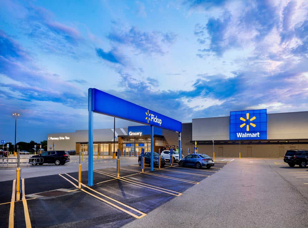 walmart-looks-to-airports-as-inspiration-of-new-store-layout-stores-walmart-store-airports