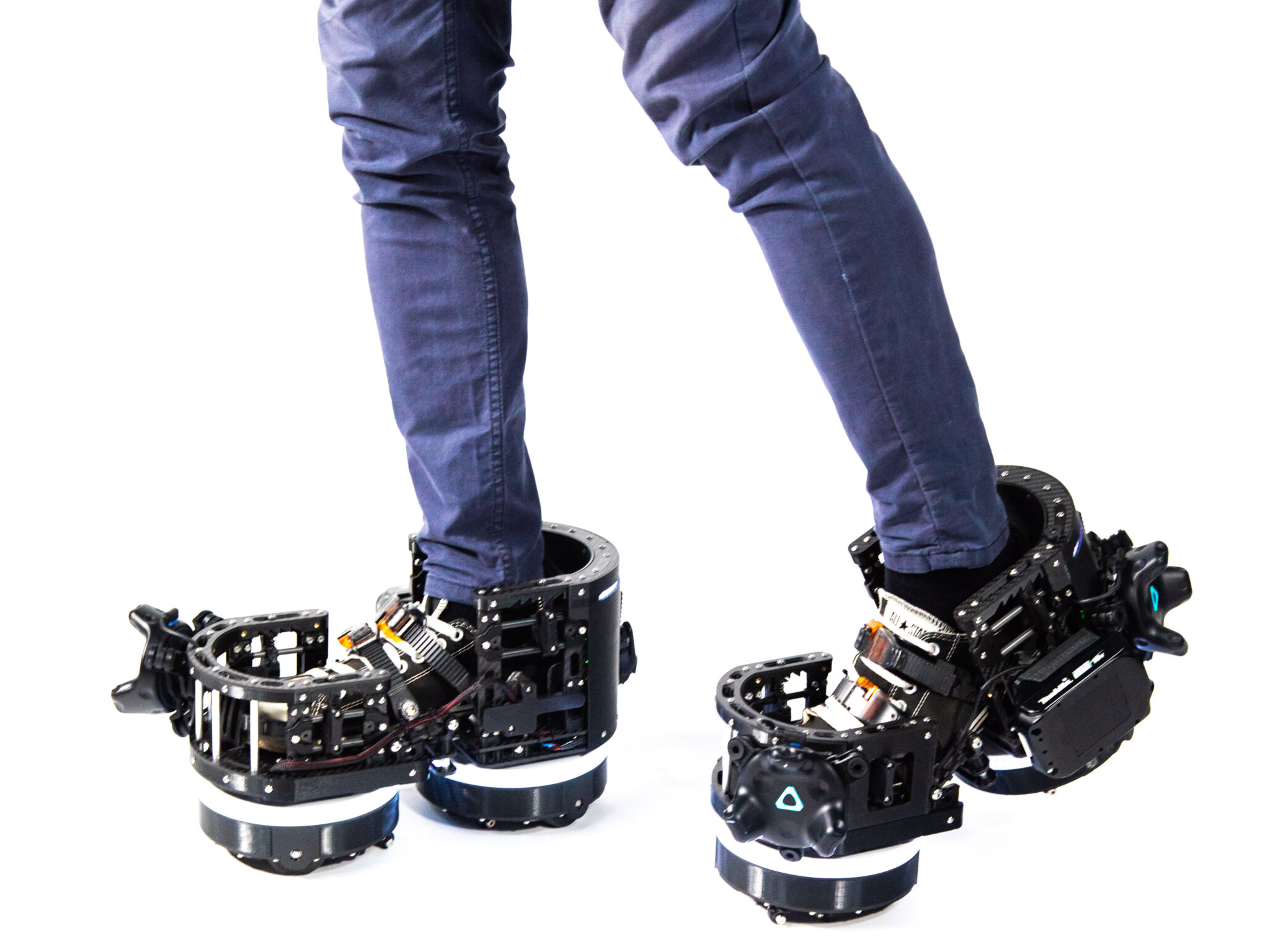 independent.co.uk - Adam Smith - New virtual reality boots let gamers walk around video games