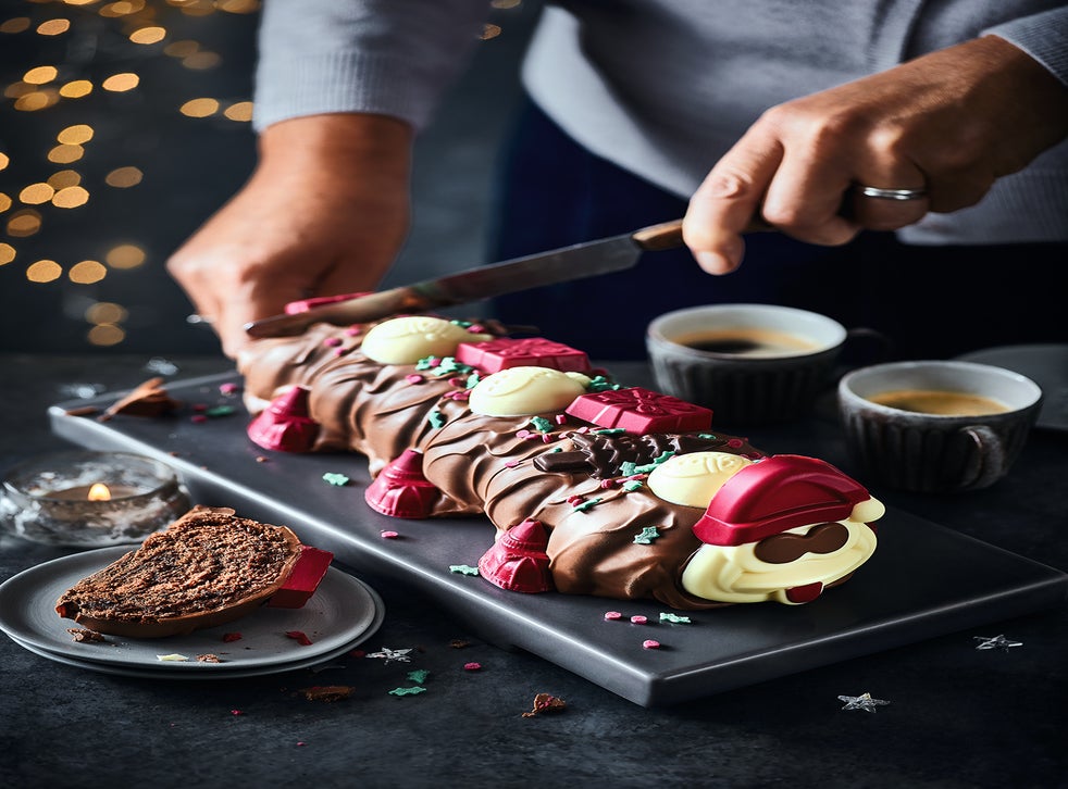 Marks Spencer Releases Christmas Colin The Caterpillar And Percy Pig Mince Pies In New Festive Range The Independent
