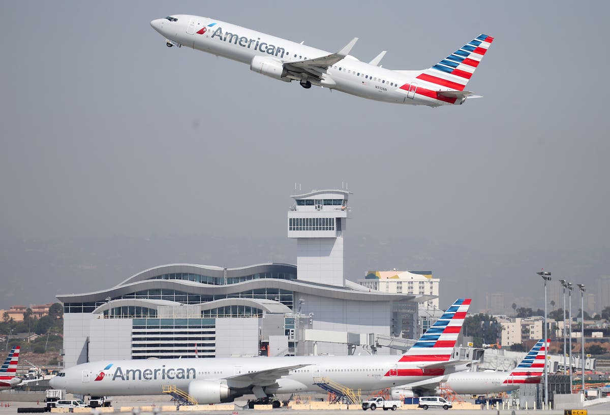 American Airlines flight attendant gives emotional speech on final service before being furloughed