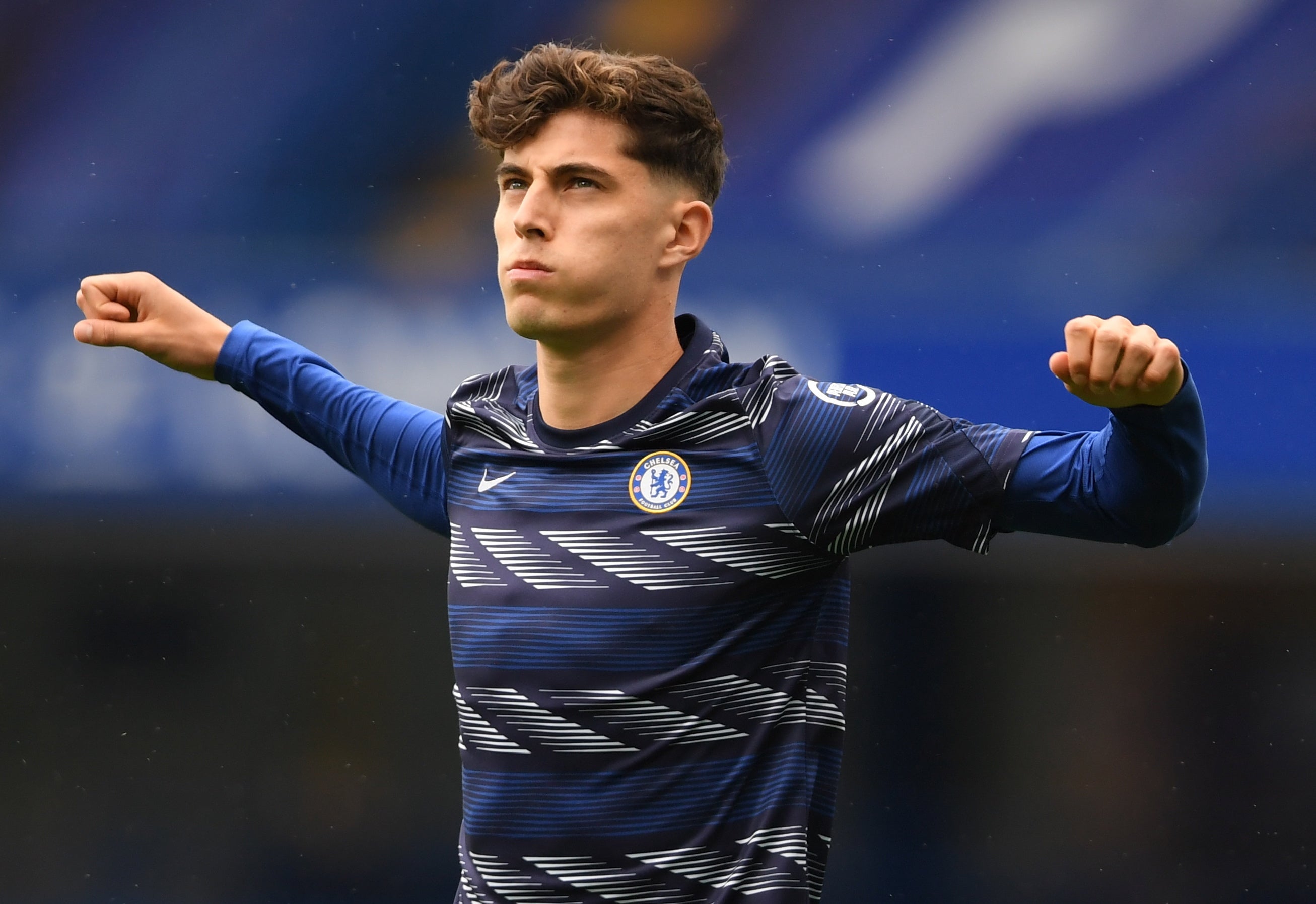 Kai Havertz warns up ahead of Chelsea vs Crystal Palace