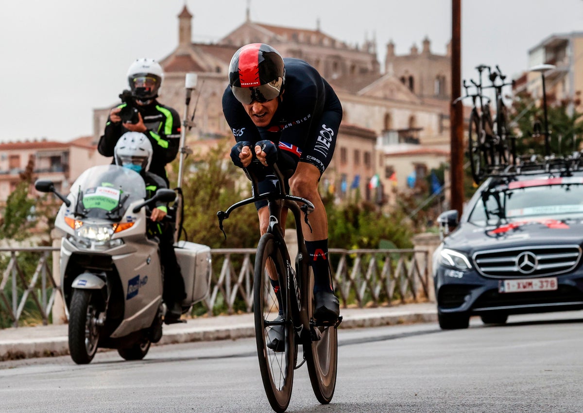 Giro D Italia 2020 Geraint Thomas Makes Ground As Filippo Ganna Wins Stage 1 Time Trial The Independent