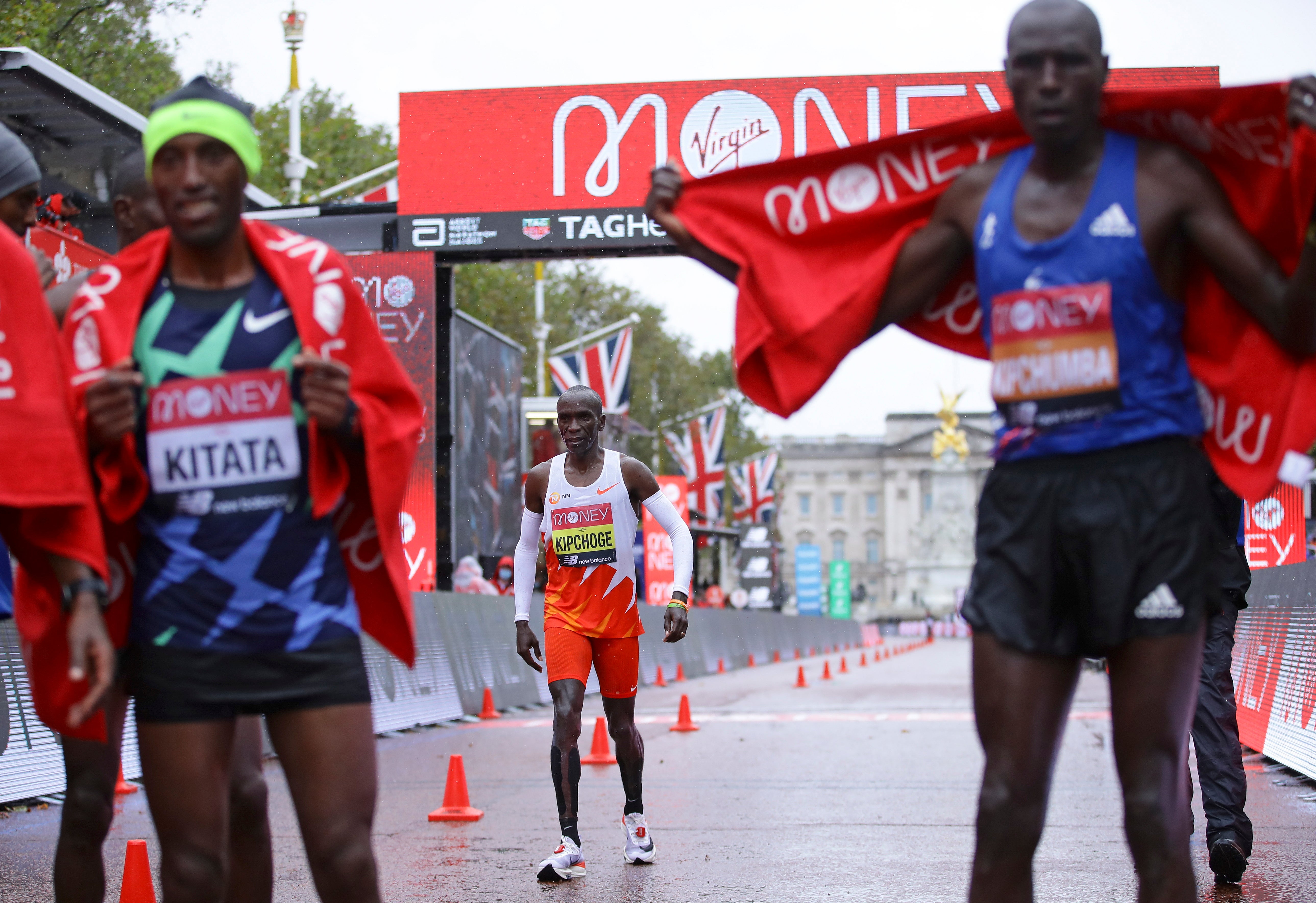 Eliud Kipchoge blamed a problem with his ear as he finished down in eighth