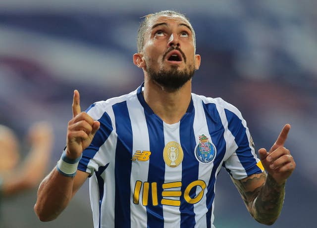 Alex Telles will join Manchester United on Monday in a deal with Porto