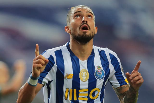 Alex Telles will join Manchester United on Monday in a deal with Porto