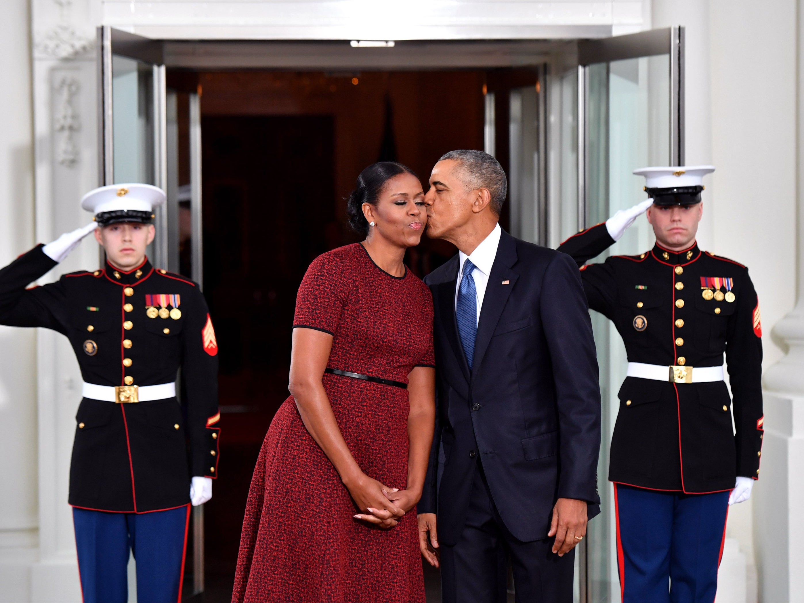 50+ Michelle Obama And Barack Obama Wedding Gif