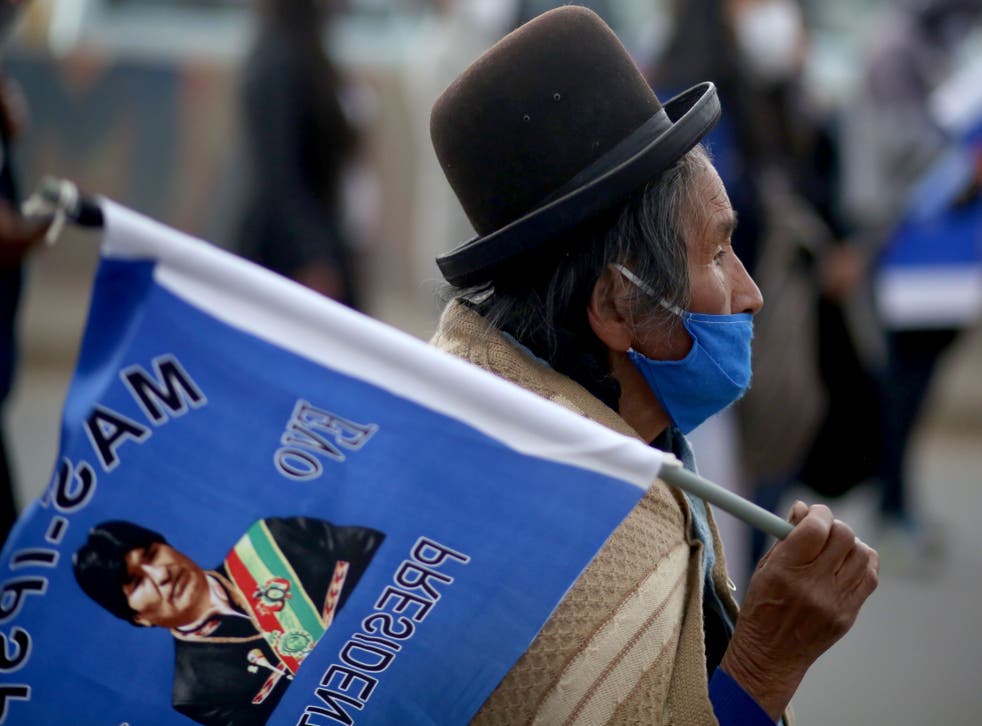 Los bolivianos buscan zanjar la crisis política que estalló a fines del año pasado.