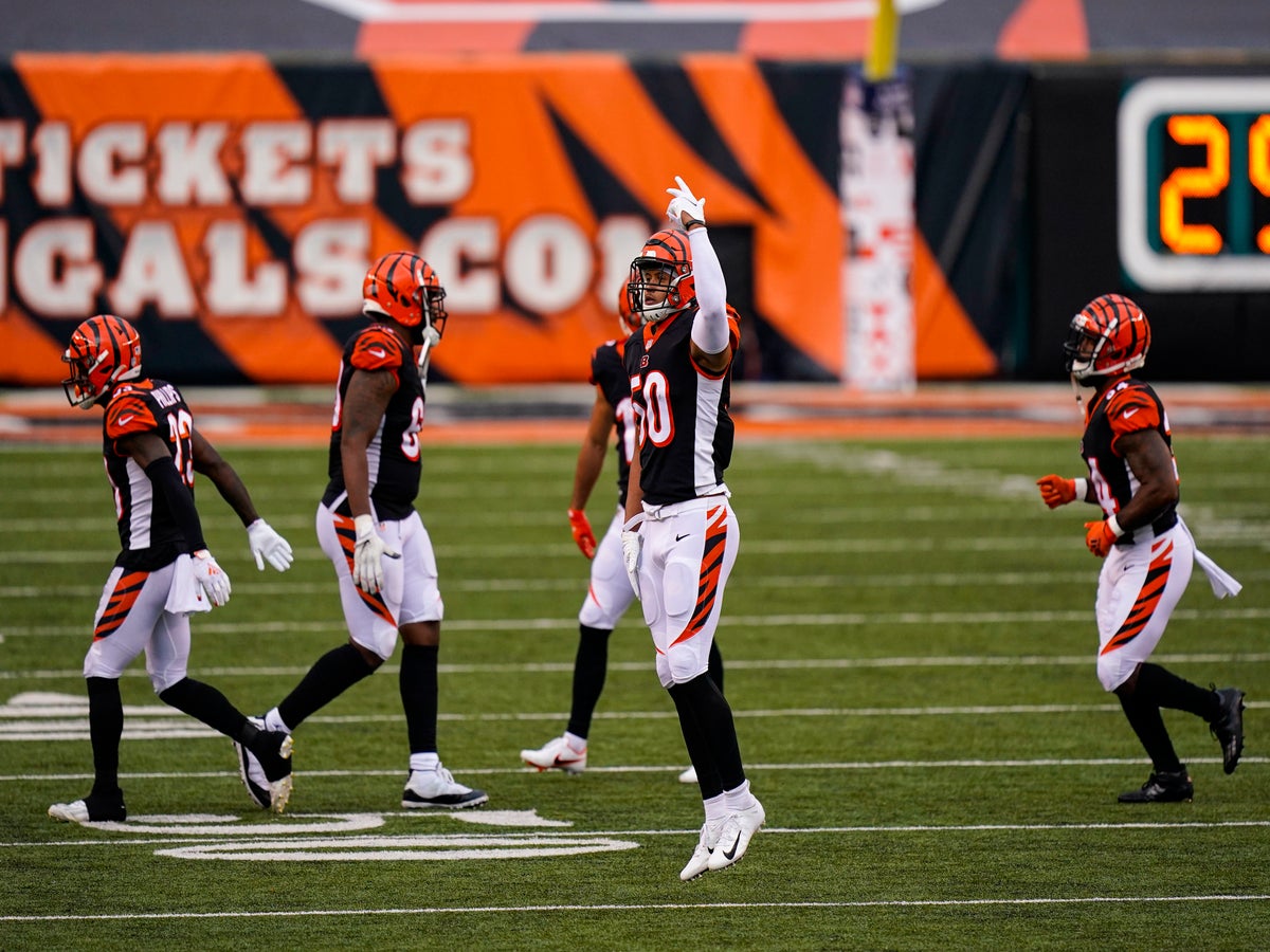 Mixon's 3 TDs pace Bengals in 33-25 win over Jaguars score Joe Burrow Joe  Mixon Cincinnati Bengals Jacksonville Jaguars